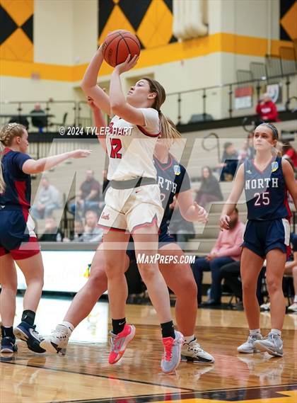 Thumbnail 1 in Terre Haute North Vigo vs. Terre Haute South Vigo (IHSAA 4A Sectional 12 Semifinal) photogallery.