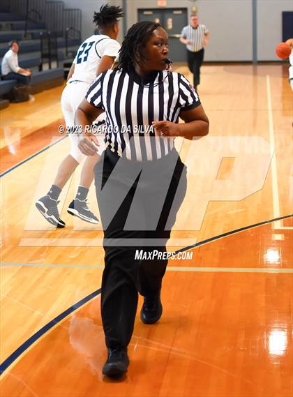 Thumbnail 1 in Lamar Consolidated vs Royal photogallery.