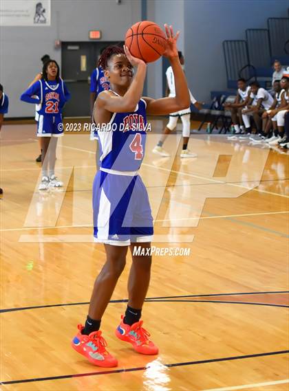 Thumbnail 3 in Lamar Consolidated vs Royal photogallery.