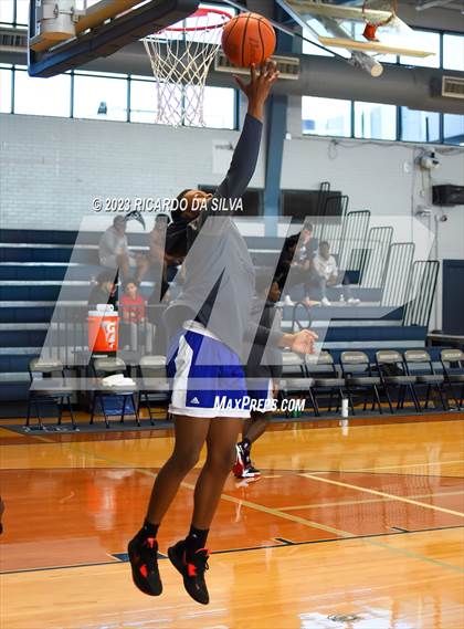 Thumbnail 3 in Lamar Consolidated vs Royal photogallery.