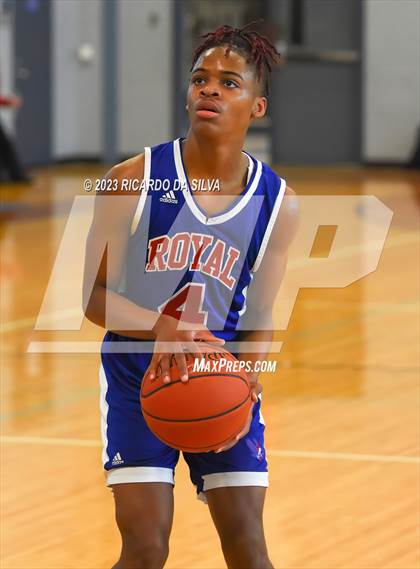 Thumbnail 2 in Lamar Consolidated vs Royal photogallery.