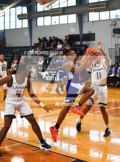 Thumbnail 1 in Lamar Consolidated vs Royal photogallery.