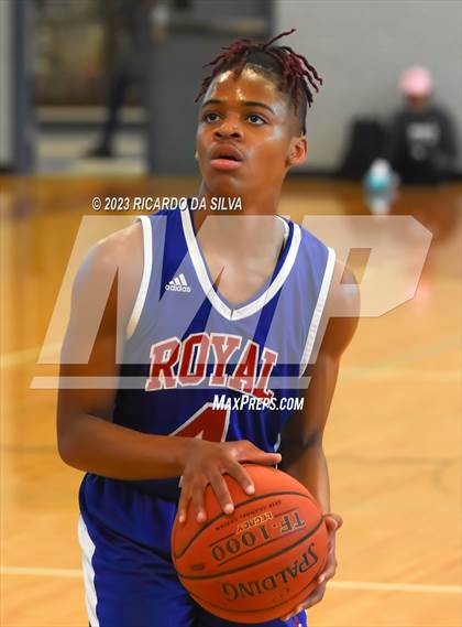 Thumbnail 1 in Lamar Consolidated vs Royal photogallery.