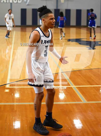 Thumbnail 2 in Lamar Consolidated vs Royal photogallery.