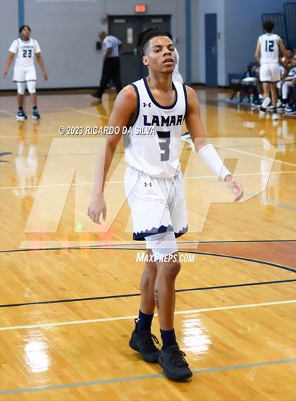 Thumbnail 2 in Lamar Consolidated vs Royal photogallery.