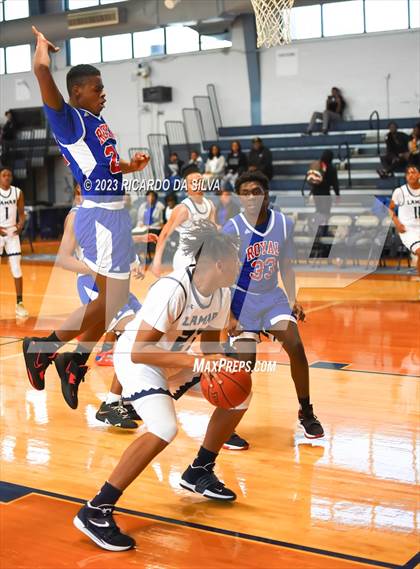 Thumbnail 3 in Lamar Consolidated vs Royal photogallery.