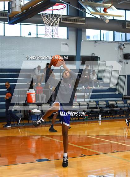 Thumbnail 2 in Lamar Consolidated vs Royal photogallery.
