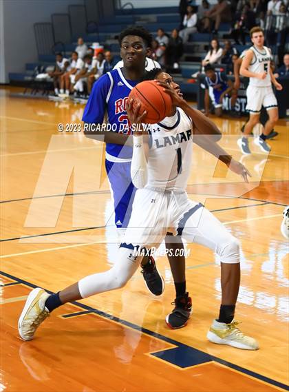 Thumbnail 3 in Lamar Consolidated vs Royal photogallery.