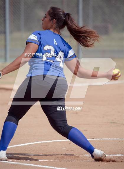 Thumbnail 2 in Wilson vs Los Angeles  photogallery.