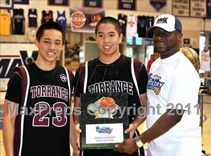 Thumbnail 1 in Thousand Oaks vs. Torrance (MaxPreps Holiday Classic) photogallery.