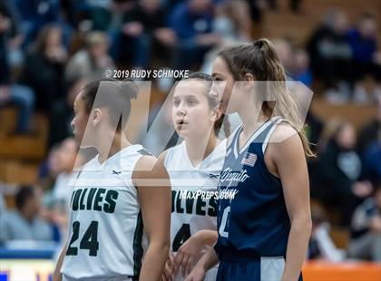 Thumbnail 2 in Mission Vista vs. San Dieguito Academy (CIF SDS D3 Championship) photogallery.