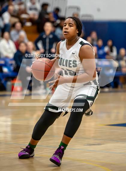 Thumbnail 2 in Mission Vista vs. San Dieguito Academy (CIF SDS D3 Championship) photogallery.