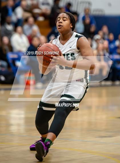 Thumbnail 3 in Mission Vista vs. San Dieguito Academy (CIF SDS D3 Championship) photogallery.