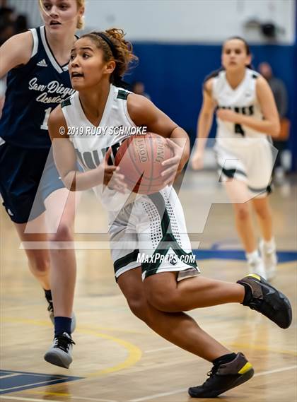Thumbnail 2 in Mission Vista vs. San Dieguito Academy (CIF SDS D3 Championship) photogallery.