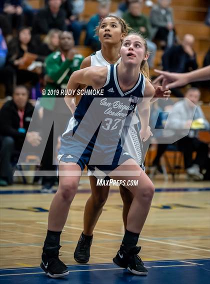 Thumbnail 3 in Mission Vista vs. San Dieguito Academy (CIF SDS D3 Championship) photogallery.