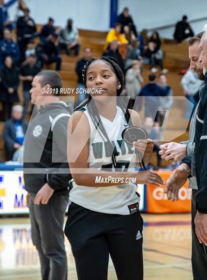 Thumbnail 1 in Mission Vista vs. San Dieguito Academy (CIF SDS D3 Championship) photogallery.