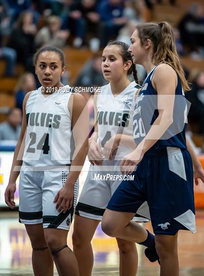 Thumbnail 1 in Mission Vista vs. San Dieguito Academy (CIF SDS D3 Championship) photogallery.