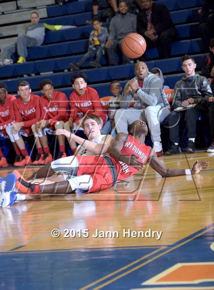 Thumbnail 2 in Redondo Union vs. Bishop Gorman (Tarkanian Classic) photogallery.