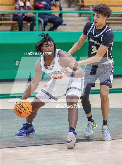 Thumbnail 2 in Greer vs  Habersham Central (FCA I-85 Battleground Showcase) photogallery.