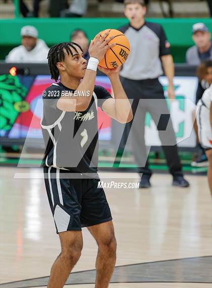 Thumbnail 3 in Greer vs  Habersham Central (FCA I-85 Battleground Showcase) photogallery.
