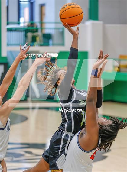 Thumbnail 1 in Greer vs  Habersham Central (FCA I-85 Battleground Showcase) photogallery.