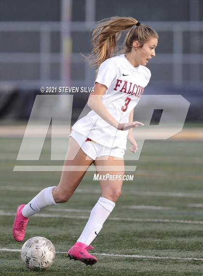 Thumbnail 2 in La Costa Canyon vs. Torrey Pines (CIF SDS Open Division Final) photogallery.