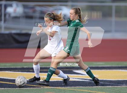 Thumbnail 1 in La Costa Canyon vs. Torrey Pines (CIF SDS Open Division Final) photogallery.