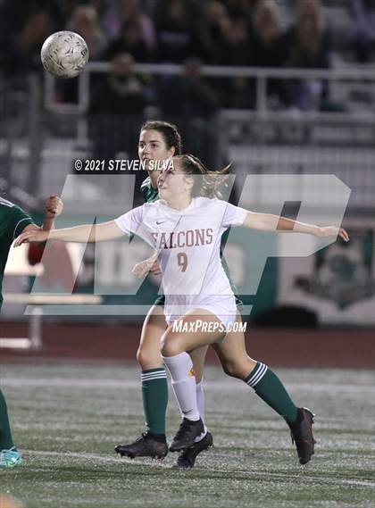 Thumbnail 3 in La Costa Canyon vs. Torrey Pines (CIF SDS Open Division Final) photogallery.