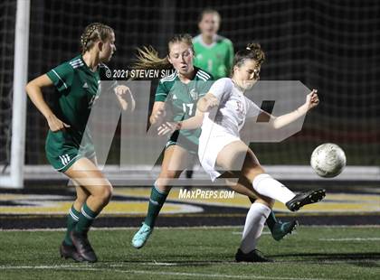 Thumbnail 1 in La Costa Canyon vs. Torrey Pines (CIF SDS Open Division Final) photogallery.