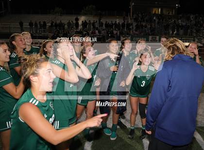 Thumbnail 2 in La Costa Canyon vs. Torrey Pines (CIF SDS Open Division Final) photogallery.