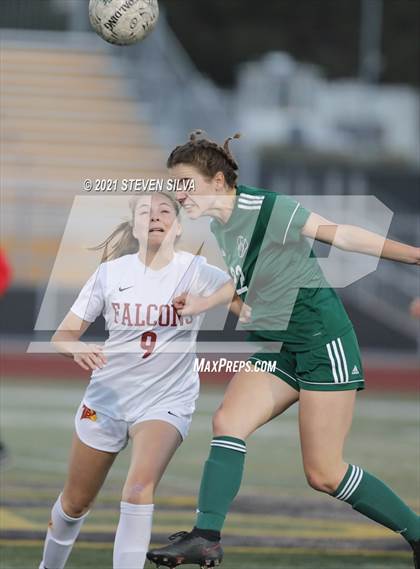 Thumbnail 1 in La Costa Canyon vs. Torrey Pines (CIF SDS Open Division Final) photogallery.