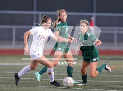 Thumbnail 3 in La Costa Canyon vs. Torrey Pines (CIF SDS Open Division Final) photogallery.