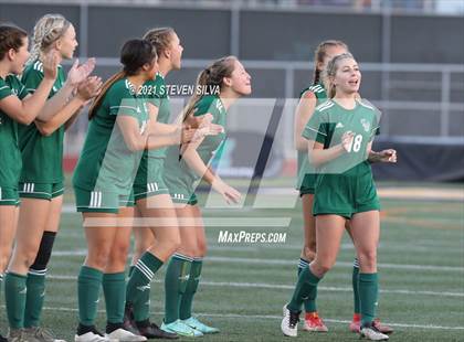 Thumbnail 3 in La Costa Canyon vs. Torrey Pines (CIF SDS Open Division Final) photogallery.