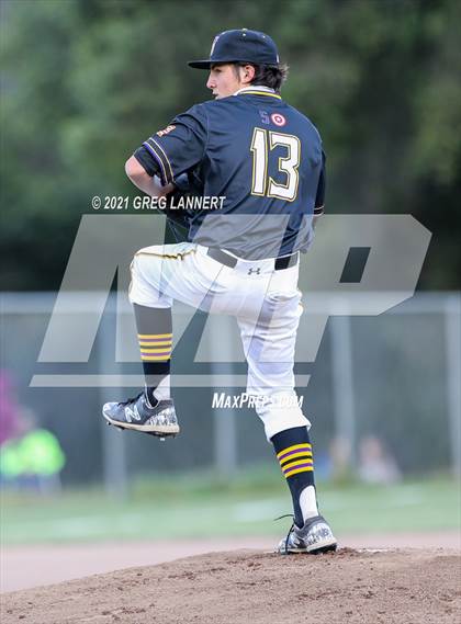 Thumbnail 2 in Casa Grande @ Ukiah photogallery.