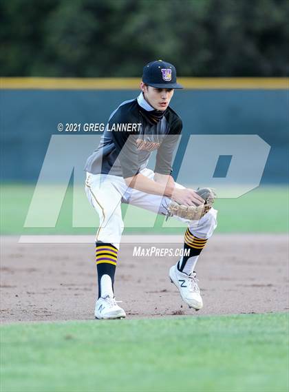 Thumbnail 1 in Casa Grande @ Ukiah photogallery.