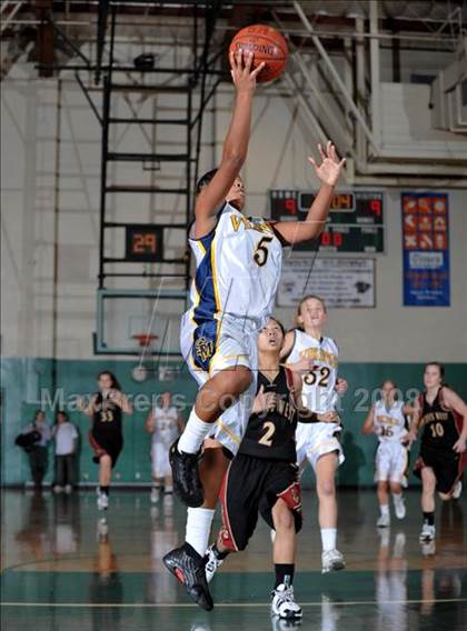 Thumbnail 3 in Clovis West vs. Santa Monica (Ladycat Classic) photogallery.