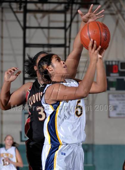 Thumbnail 2 in Clovis West vs. Santa Monica (Ladycat Classic) photogallery.
