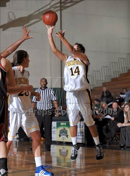 Thumbnail 2 in Clovis West vs. Santa Monica (Ladycat Classic) photogallery.