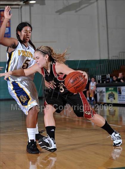 Thumbnail 1 in Clovis West vs. Santa Monica (Ladycat Classic) photogallery.
