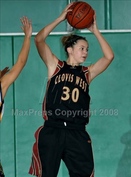 Thumbnail 3 in Clovis West vs. Santa Monica (Ladycat Classic) photogallery.