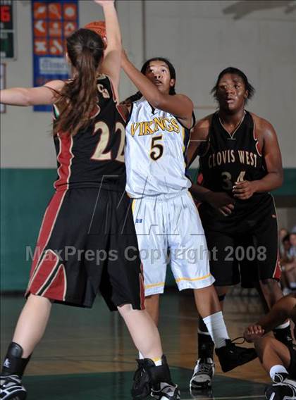 Thumbnail 1 in Clovis West vs. Santa Monica (Ladycat Classic) photogallery.
