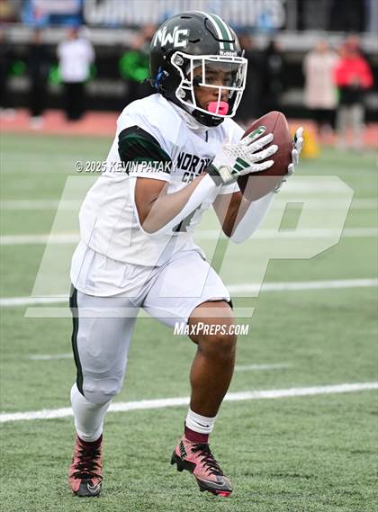 Thumbnail 2 in Northwest Catholic vs. Sheehan (CIAC Class S Final) photogallery.