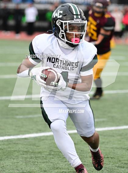Thumbnail 2 in Northwest Catholic vs. Sheehan (CIAC Class S Final) photogallery.