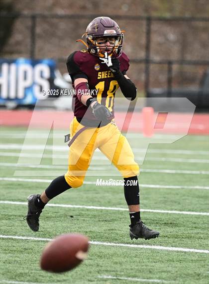 Thumbnail 2 in Northwest Catholic vs. Sheehan (CIAC Class S Final) photogallery.