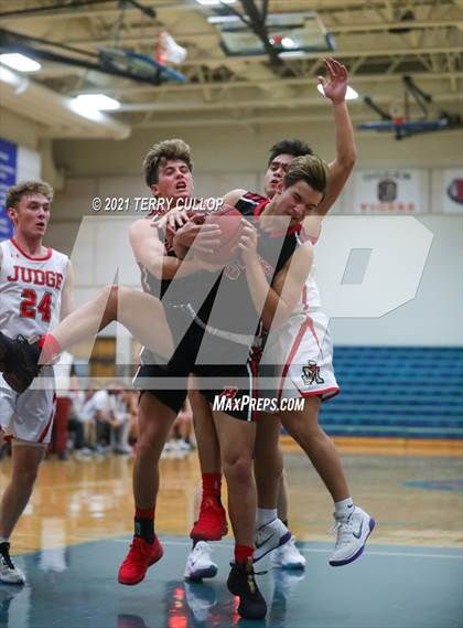 Thumbnail 3 in Bear River vs. Judge (Eagle Holiday Shootout) photogallery.