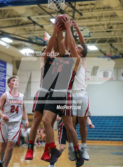 Thumbnail 3 in Bear River vs. Judge (Eagle Holiday Shootout) photogallery.