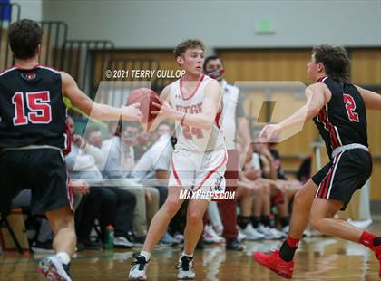 Thumbnail 1 in Bear River vs. Judge (Eagle Holiday Shootout) photogallery.