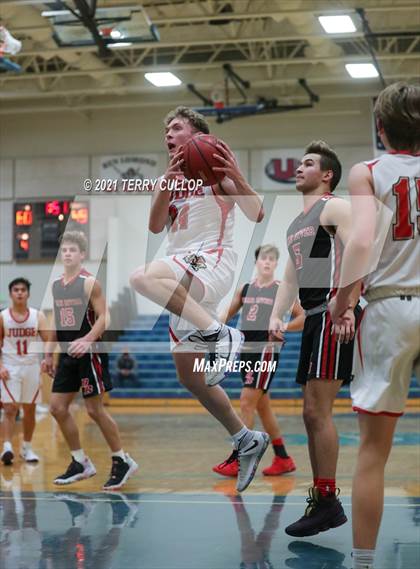 Thumbnail 2 in Bear River vs. Judge (Eagle Holiday Shootout) photogallery.