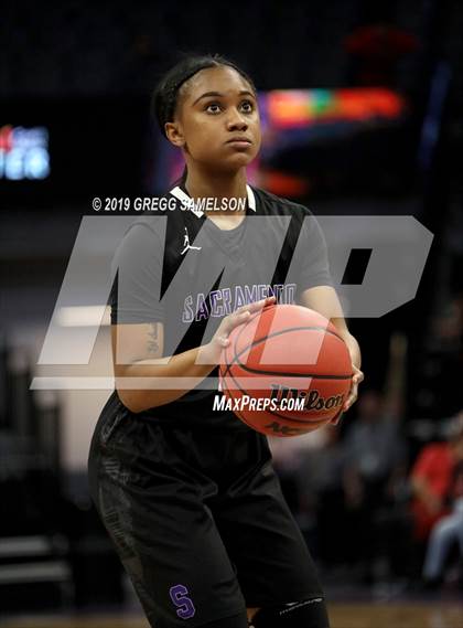 Thumbnail 2 in Antelope vs Sacramento (CIF SJS D2 Final) photogallery.