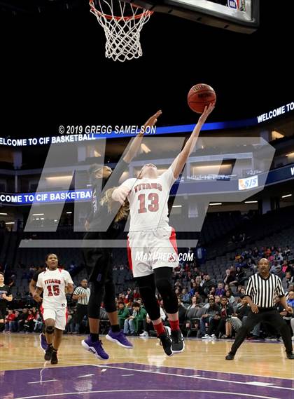 Thumbnail 2 in Antelope vs Sacramento (CIF SJS D2 Final) photogallery.